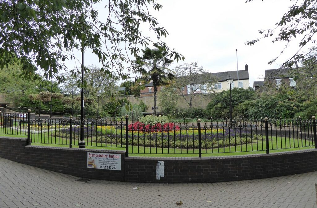 Newcastle-under-Lyme: Grosvenor Gardens